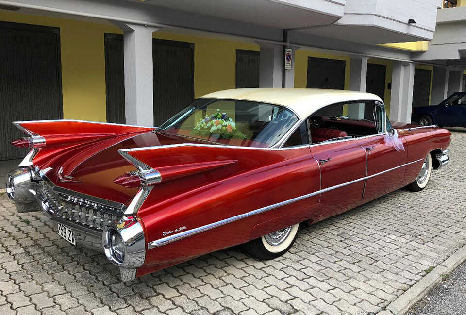 Cadillac - Sedan Seville